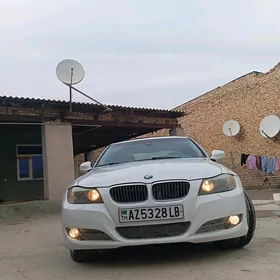 BMW 328 2011