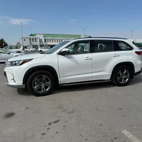 Toyota Highlander 2019