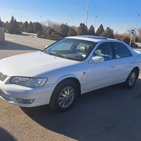 Toyota Camry 2001