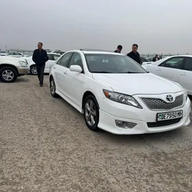 Toyota Camry 2011