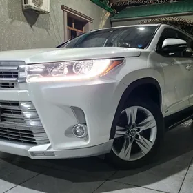 Toyota Highlander 2019