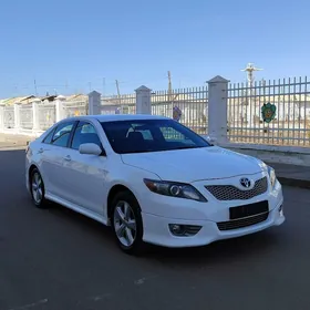 Toyota Camry 2010