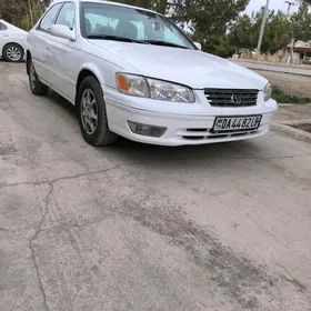 Toyota Camry 1999