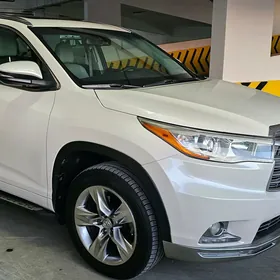 Toyota Highlander 2015