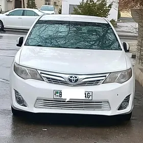 Toyota Camry 2012