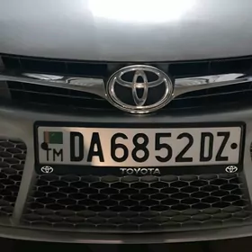 Toyota Camry 2015