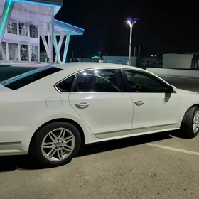 Volkswagen Passat 2013