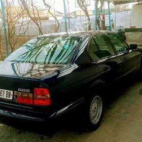 BMW 525 1992