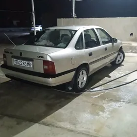 Opel Vectra 1989