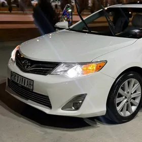 Toyota Camry 2013