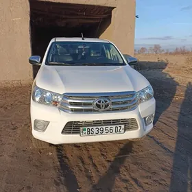 Toyota Hilux 2018