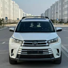 Toyota Highlander 2018