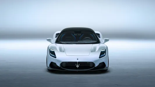 Maserati отказалась от электросуперкара MC20 Folgore из-за низкого спроса