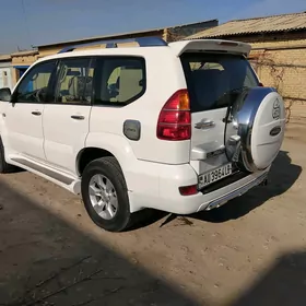 Toyota Land Cruiser Prado 2005