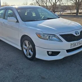 Toyota Camry 2011