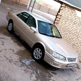 Toyota Camry 2000