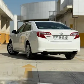 Toyota Camry 2012