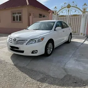 Toyota Camry 2010