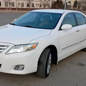 Toyota Camry 2010