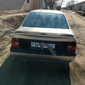 Opel Vectra 1992