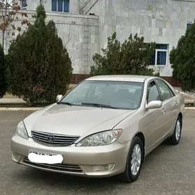 Toyota Camry 2005