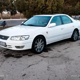 Toyota Camry 1998