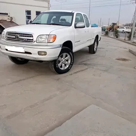 Toyota Tundra 2002