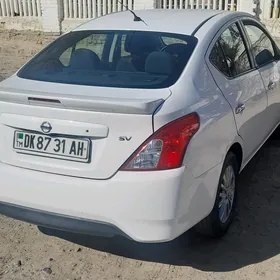 Nissan Versa 2019