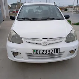 Toyota Echo 2005