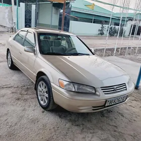 Toyota Camry 1997