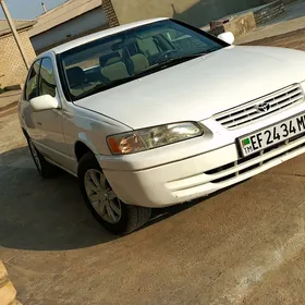 Toyota Camry 1998