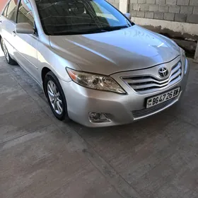 Toyota Camry 2010