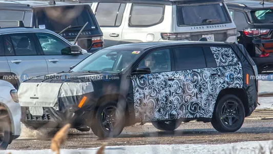 Ram we Jeep täze modellerini çykarmaga taýýarlanýar: Hemi V8, TRX we Cherokee