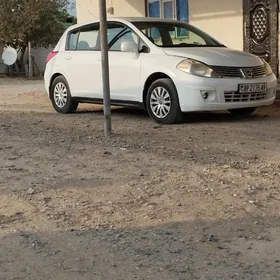 Nissan Versa 2009