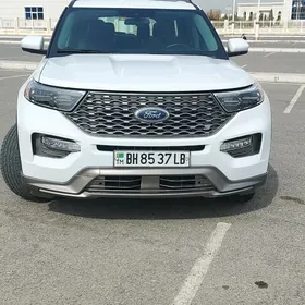 Ford Explorer 2022