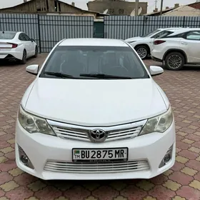 Toyota Camry 2012