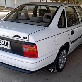 Opel Vectra 1992