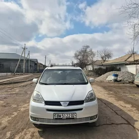 Toyota Sienna 2004