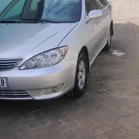 Toyota Camry 2004