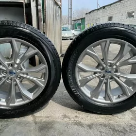 Teker P255/55R20