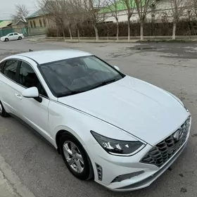 Hyundai Sonata 2021