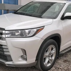 Toyota Highlander 2018