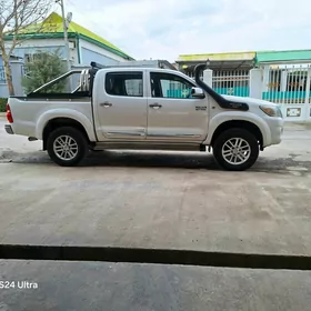 HILUX  VIGO