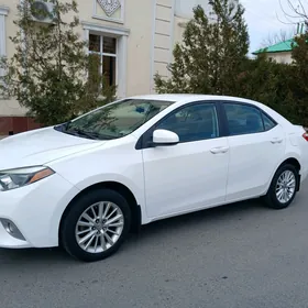 Toyota Corolla 2015