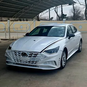 Hyundai Sonata 2021