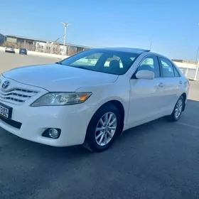 Toyota Camry 2011