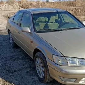 Toyota Camry 1997