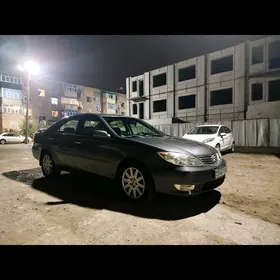 Toyota Camry 2005