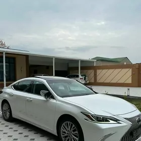 Lexus ES 350 2020