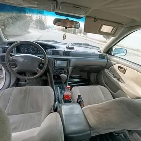 Toyota Camry 1998